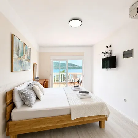 Amfora - Free Parking Daire Neum