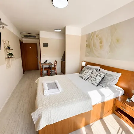Amfora - Free Parking Daire Neum