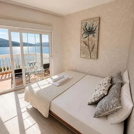 Amfora - Free Parking Daire Neum