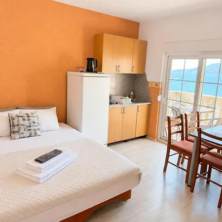 Amfora - Free Parking * Neum